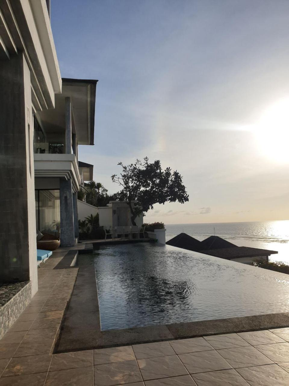 Nusa Dua Ocean View With Private Beach Exterior foto